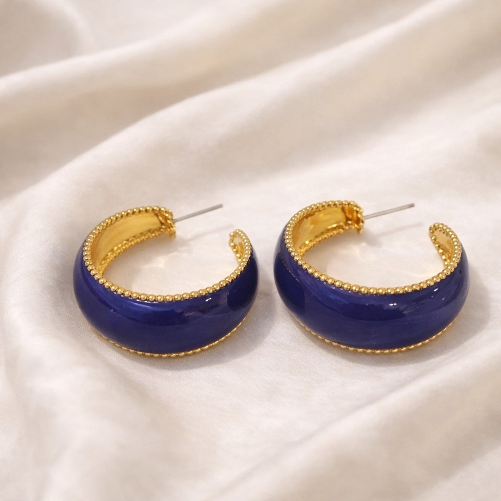 Vintage Navy Blue Enamel Gold Tone Hoop Earrings 1” Bold Classic